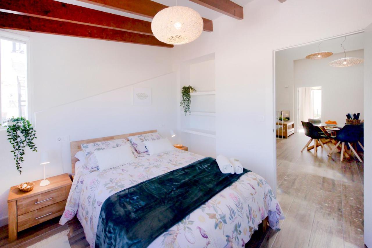 Apartamento De Diseno En Casco Antiguo アルテア エクステリア 写真